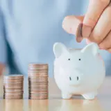 データで見る医師の平均年収